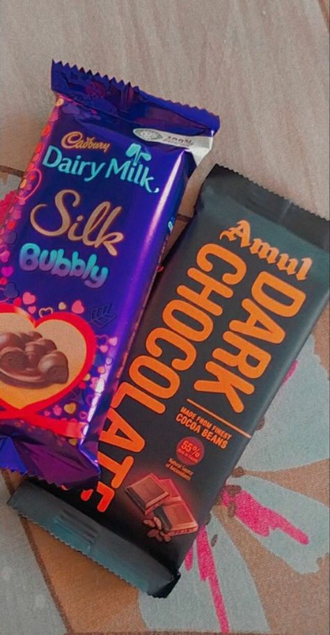 Chocolate Snap Pic, Fake Chocolate Snap Story, Chocolate Pictures Instagram, New Snapchat Story, Gifts Snaps Snapchat, Dairy Milk Chocolate Snapchat Story, Chocolates Snapchat Story, Chocolate Day Snap, Chocolate Pic Snapchat