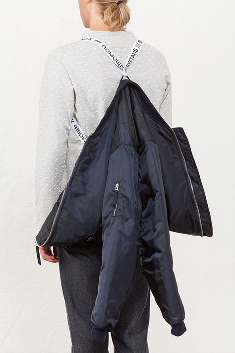 Photo Jacket With Straps, Adaptive Clothing, Clothing Details, Mode Inspo, Our Legacy, Looks Style, Fashion Details, Sport Fashion, Winter Fashion