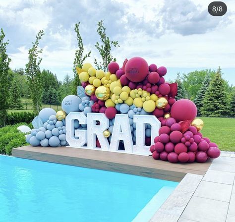 Senior Tea, Graduation Backdrops, Balloon Party Decor, Balloon Decor Ideas, Graduation Party Backdrops, Balloons Decor, Law School Graduation, Graduation Party Themes, Graduation Party Planning