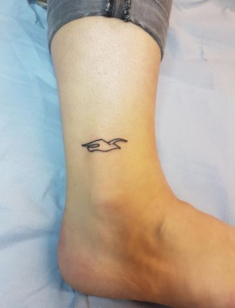 Marathon Tattoo, Seagull Tattoo, Brighton And Hove Albion, Brighton Tattoo, Female Drawing, Brighton & Hove Albion, Elephant Tattoos, Brighton And Hove, Matching Tattoos