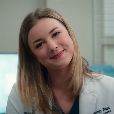 Emily Vancamp The Resident, Nic Nevin, Sheila Ortega, Amanda Clarke, Emily Thorne, Van Camp, Tiktok Profile, Sharon Carter, Emily Vancamp