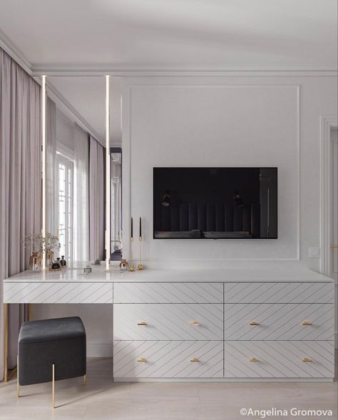 Tv And Mirror On Same Wall Bedroom, Media Wall With Dressing Table, Tv Panel With Dressing Table, Comode Bedroom Modern, Bedroom Tv Stand Ideas, Big Dresser, Dressing Room Decor, Luxe Bedroom, Wardrobe Design Bedroom