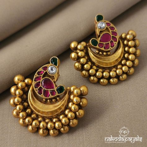 Silver Gold Plated Earrings – Page 10 – Nakoda Payals Half Jumka Design Gold, Marathi Earrings, Gold Jumkas Antiques, Green Earrings Indian, Antique Jewellery Designs Gold, Gold Studs Earrings Indian, Gold Earrings Indian, Gold Jewels Design, Antique Gold Earrings