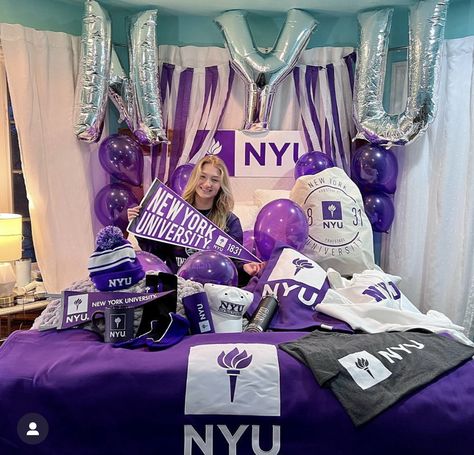 Nyu Bed Party, Nyu Campus, University Lifestyle, College Wallpaper, Medical Student Motivation, College List, Dream Collage, College Readiness, College Vision Board