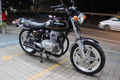 CB250T Japan Astetic, Motos Aesthetic, Honda Cb250, Kawasaki Bikes, Classic Bikes, Honda Cb, Year 2000, Jdm, Sonic