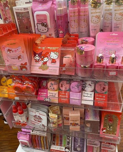 Hello Kitty Products, Hello Kitty Room Decor, Kitty Makeup, Hello Kitty Gifts, Hello Kitty Merchandise, Hello Kitty Makeup, Hello Kitty Rooms, Hello Kitty Crafts, Hello Kitty Aesthetic