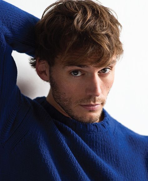 Sam Claflin                                                       … Sam Calfin, Sam Claflin Finnick, Rabastan Lestrange, Finnick Odair, Sam Claflin, Pretty Men, Mad Men, Celebrities Male, Hunger Games