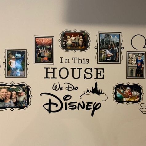 Disney Photo Wall Collage, Disney Photo Wall, Frame Wall Layout, Disney Photo Frames, Disney Wall Decor, Disney Wall Decals, Disney Room, Disney Room Decor, Frame Layout