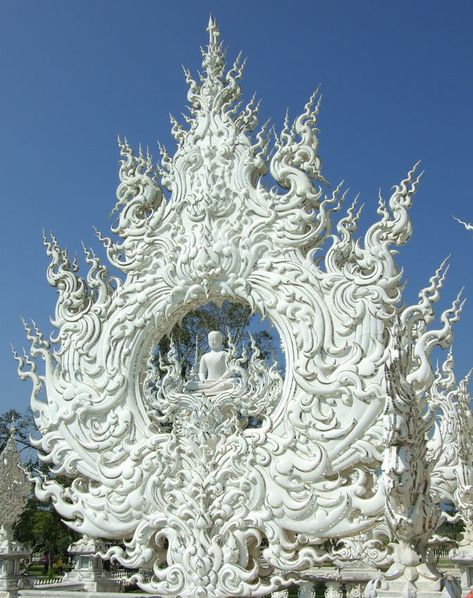 Wat Rong Khun, White Temple, Ancient Greek Architecture, Chiang Rai, Thai Art, Angkor Wat, Gothic Architecture, Ancient Architecture, Buddhist Art