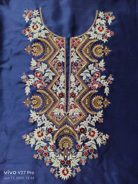 Hand embroidery, kurta embroidery, thread work, dresses, blue kurta, dardozi work, aari work, designer work, Basic Embroidery, Kameez Designs, Hand Embroidery Dress, Basic Embroidery Stitches, Delicate Embroidery, Embroidery Motifs, Salwar Kameez Designs, Aari Work, Embroidery Dress