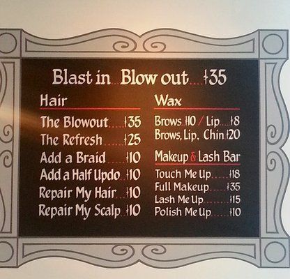 Blast Blow Dry Bar: Photos Salon Retail Display, Dry Bar Ideas, Beauty Bar Ideas, Blow Out Bar, Blow Bar, Nyc Hair Salon, Salon Promotions, Home Hair Salons, Salon Price List