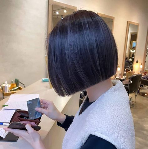 Haircut For Girl, Bob Hair Cuts, Haircut For Girls, Hair Dye Color Ideas, Bob Haircut For Girls, A Line Haircut, Edgy Short Haircuts, Short Bob Cuts, Blowout Hair