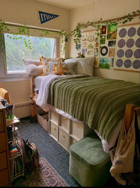 cozy dorm room  aesthetic cozy dorm room  aesthetic vintage cozy dorm room  aesthetic green cozy dorm room  aesthetic pink cozy dorm room  aesthetic blue cozy dorm room  aesthetic black Green College Dorm Aesthetic, Green Dorm Room Aesthetic, Dorm Room Decor Green, Cozy Dorm Room Aesthetic, Green Dorm Room Ideas, Room Aesthetic Vintage, Room Aesthetic Pink, Room Aesthetic Cozy, Sage Room