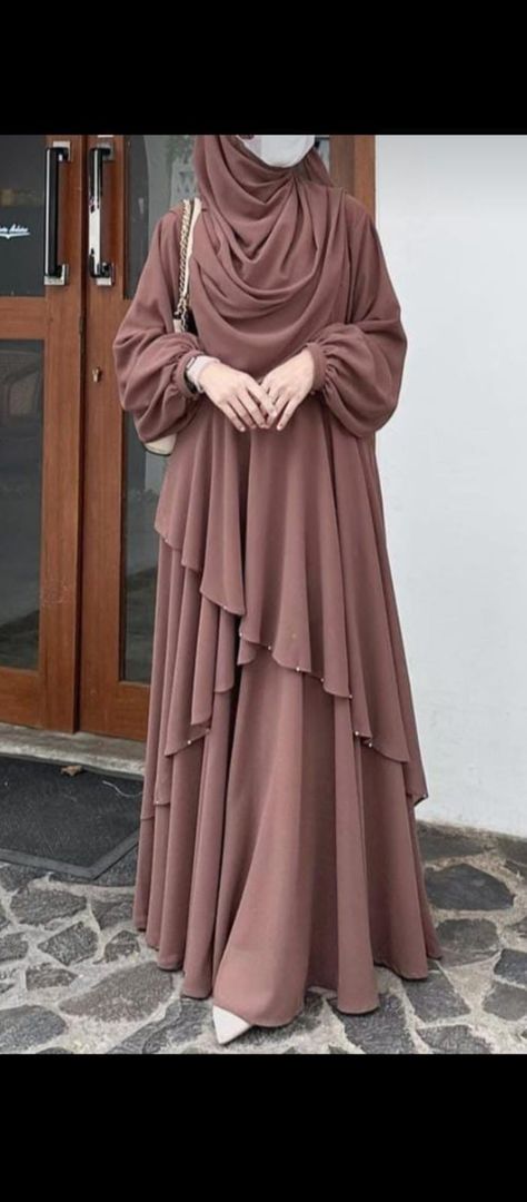 Muslim Fashion Dress Gowns, Tunik Hijab Style, Muslim Gown, Hijab Gown, Islamic Modest Fashion, Outfits Muslim, Stitching Ideas, Muslim Fashion Dress, Muslimah Fashion Outfits