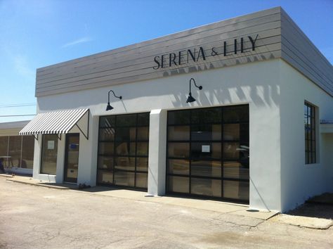 Serena & Lily Opens in Wainscott Next Week | East Hampton, NY Patch Warehouse Exterior Design, Business Exterior, Commercial Steel Buildings, Beach Market, Mini Mart, Mall Facade, Metal Building Designs, Retail Facade, Commercial Design Exterior