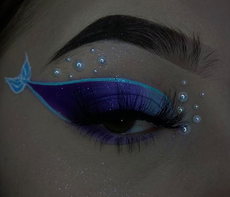 Under The Sea Makeup Looks, Ocean Makeup Looks, Under The Sea Makeup, Mermaid Look, Theme Days, Mermaid Makeup, Ocean Vibes, Fantasy Makeup, Under The Sea