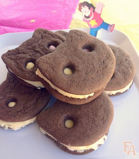 Cookie Cat, Cat Ice Cream, Cute Baking, Ice Cream Sandwiches, Cute Snacks, Kawaii Food, Cute Desserts, Ice Cream Sandwich, Cafe Food