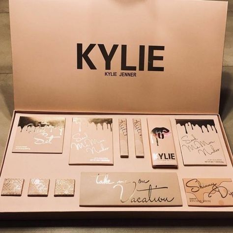 Kylie Cosmetics PR box Kylie Cosmetics Pr Packages, Kylie Cosmetics Packaging, Kylie Makeup Products, Kylie Jenner Makeup Products, Kylie Cosmetics Collection, Kylie Jenner Collection, Kylie Jenner Makeup Collection, Kylie Products, Kylie Jenner Cosmetics