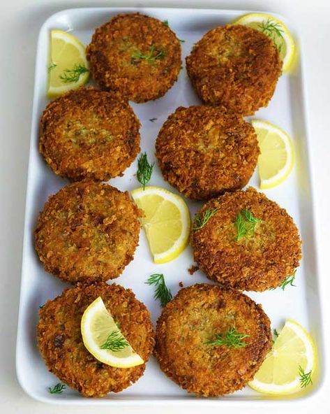 Fresh Sardine Recipes Fish, Hidden Sardine Recipes, Sardine Cakes Recipe, Sardine Fritters Recipe, Sardine Fish Cakes, Pilchards Fish Cakes Recipe, Sardine Quiche, Recipes With Sardines, Sardine Cakes