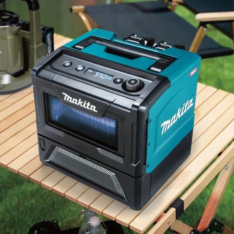 Portable Microwave, Portable Oven, The Door Is Open, Cordless Power Tools, Disaster Preparedness, Japan News, Cooking Gadgets, Square Plates, Camping Equipment