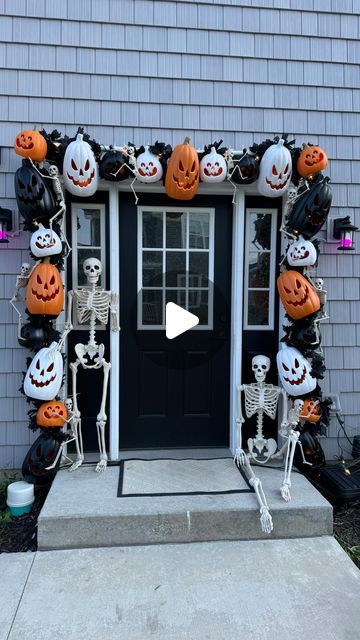 Melissa Fakler on Instagram: "DIY Pumpkin Arch 🎃💀😍✨ LOVE how it turned out! Comment LINK & I’ll send you a DM with everything you need!

Everything is also on my LTK, click the link in my bio to shop ✨

#pumpkins #pumpkinarch #jackolantern #spookyseason #halloween #happyhalloween #halloweendecor #halloweendecorations #diy #diyhalloween 
#halloweendecorating #homedecor #fall #halloweenporch" Pumpkin Archway Diy, Diy Pumpkin Arch, Pumpkin Arch, Halloween Porch, Diy Pumpkin, Instagram Diy, Halloween Diy, Jack O Lantern, Click The Link