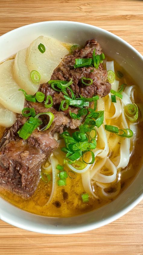 Food & Drink • Instagram Clear Noodles, Different Cuts Of Beef, Beef Ribs Recipe, Cuts Of Beef, Beef Soup Recipes, Asian Beef, Beef Noodle Soup, Using A Pressure Cooker, Easy Asian Recipes