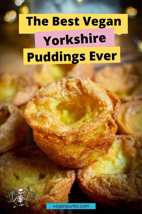 Vegan Yorkshire Pudding Recipe, Vegan Popovers, Vegan Yorkshire Pudding, Gluten Free Yorkshire Pudding, Gravy Vegan, Yorkshire Pudding Batter, Yorkshire Pudding Recipe, Roast Dinner Recipes, Vegan Pancake