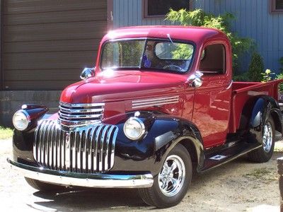 antique pickup trucks | ... pick up truck For Sale in coventry, Rhode Island | Old Car Online 1946 Chevy Truck, Pickups For Sale, Old Pickup Trucks, Jeep Pickup, Antique Trucks, Truck Camping, Classic Pickup Trucks, Chevy Pickups, Gmc Trucks