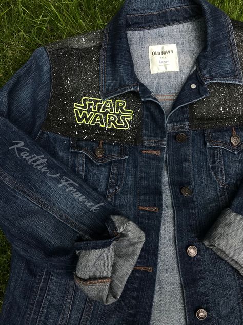 Star Wars Jean Jacket, Painted Jean Jacket Ideas, Hand Painted Jean Jacket, Star Wars Jacket, Diy Star Wars, Painted Jean Jacket, Painted Ideas, Painting Clothes, Battle Jackets