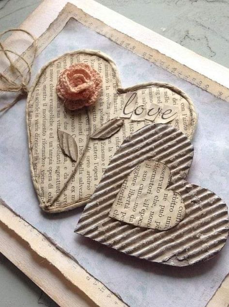 Desk Diy, Rope Diy, Book Page Crafts, Diy Valentines Decorations, Heart Crafts, Diy Desk, Paper Hearts, Cardboard Crafts, E Card