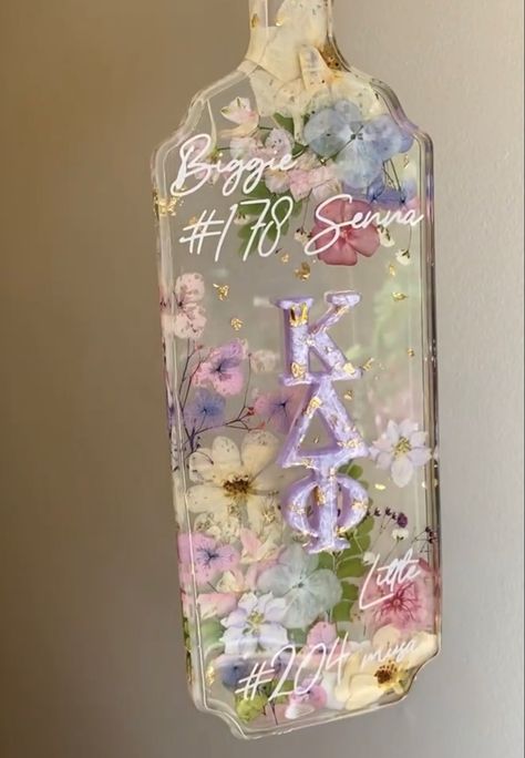 Painted Paddles Sorority, Greek Paddle Ideas, Sorority Paddles Ideas, Greek Sorority Paddles, Paddle Sorority Big, My Time Has Come, Greek Paddles Sorority, Paddle Sorority, Big Little Paddles