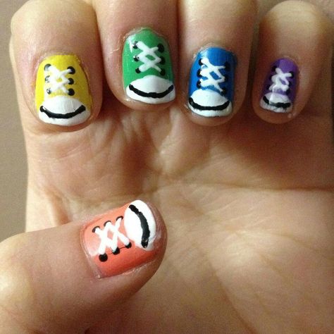 Chuck Taylor Nails... I LOVE this! Cool Easy Nail Designs, Converse Nail Art, 2015 Nail Trends, Nail Designs For Kids, Converse Nails, Nail Arts Ideas, Animal Nail Designs, Kids Nail Designs, Nail Art For Kids