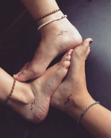 Three Waves Tattoo, Three Friends Tattoo Ideas, Three Friends Tattoo, Little Wave Tattoo, Friendship Travel, Bff Tats, Tattoo Wave, Tattoo Font For Men, Turtle Tattoo Designs