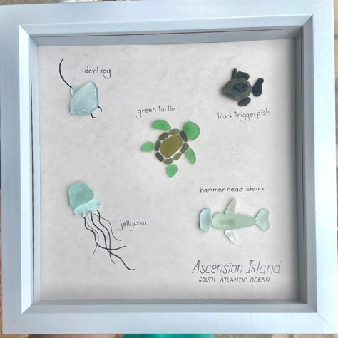 Shattered Glass Resin Art, Sea Glass Creations, Sea Glass Mosaic Ideas, Seaglass Art Ideas, Sea Glass Resin, Sea Glass Pictures, Seaside Crafts, Seaglass Ideas, Seaglass Crafts