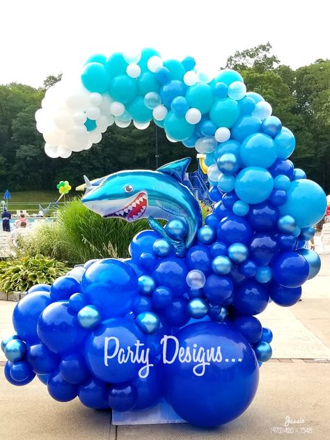 Organic Balloon Wave with Smiling Shark! Pool Party Decorations! Balloon Decor PARTY DESIGNS... Jessie Hatem Event Decorator (973)420-7348 Wave Decorations Party, Wave Party Decorations, Wave Balloon Garland, Shark Balloon Decoration, Beach Balloon Garland, Wave Balloon Arch, Wave Balloons, Shark Balloon Garland, Balloon Wave