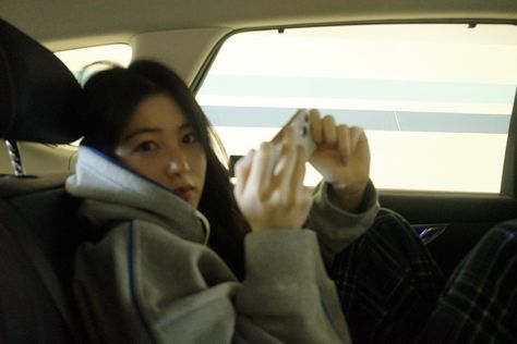 Shin Yeeun, Bored Board, Nice Photos, Soul Shine, 사진 촬영 포즈, Jairzinho, Cinematic Photography, Photo Idea, Film Aesthetic