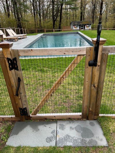 Pool Code — Berkshire Fence Company Swimming Pool With Fence, Cable Fencing Around Pool, Pallet Pool Fence, Cheap Pool Fence Ideas, Diy Pool Fence Ideas Cheap, Pool Fence Ideas Inground, Pool Gate Ideas, Pool Fencing Ideas, Pool Fence Ideas