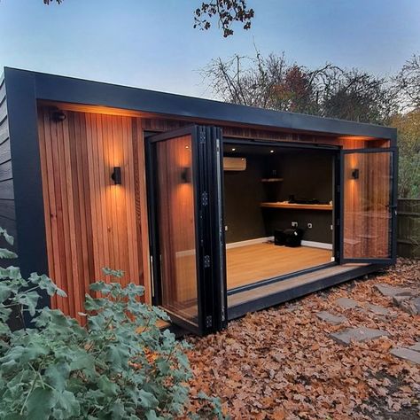 London Town Cabins | Bespoke Garden Offices & Studios on Instagram: "This 6.0m X 3.0m garden room is under our style 3 ranges: 🌤️ What Makes it Special? ✅ Aluminium trim is a modern choice for our cabins, available in limitless colours – this can also be matched with the doors and windows. ✅ Includes foundations, Red Cedar real timber cladding to front elevation, low-maintenance composite cladding to sides and rear, 100mm insulation, interior down-lights, sockets, exterior light, underfloor heating, fully-plastered, fully-decorated, Aluminium bi-folding doors, and of course connected to your house power supply. Explore our pricing guide to discover more about our range of styles and find the perfect fit for your space. Link in Bio https://londontowncabins.co.uk/pricing/ . . . #b Composite Cladding Garden Room, Garden Room Cladding, Composite Garden Room, Garden Room With Pergola, Restuarant Designs, Garden Office Ideas, Backyard Party Ideas, Garden Office Shed, Bespoke Garden