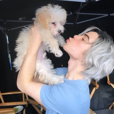 Carlos Descendants, Cameron Boyce Descendants, Descendants Pictures, Cameron Boys, Descendants Characters, Kenny Ortega, Descendants Cast, Disney Boys, Cameron Boyce