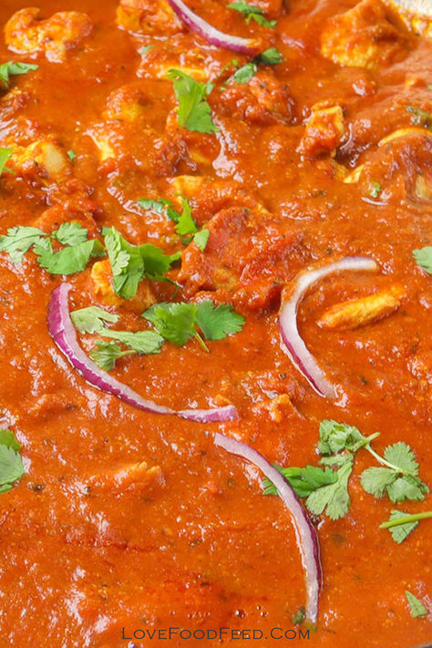 Satisfy your spice cravings with our mouthwatering chicken madras dish! A flavor sensation that will leave you wanting more. #chickenmadras #chicken #madras Madras Recipes, Chicken Madras, Pane Naan, Best Chicken Dishes, Madras Curry, Asam Jawa, Tamarind Paste, Mango Recipes, Vegetable Puree