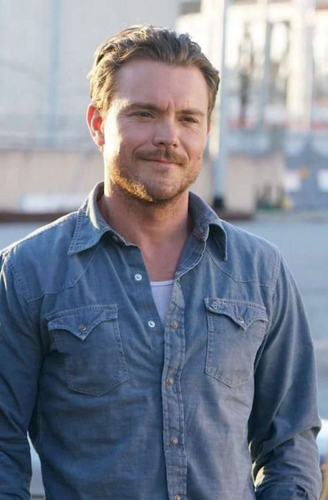 Clayne Crawford Clayne Crawford, Fit Actors, Celebrity Film, Daniel Brühl, Hey Handsome, Cool Hairstyles For Men, Hair Guide, Hot Actors, Dream Guy