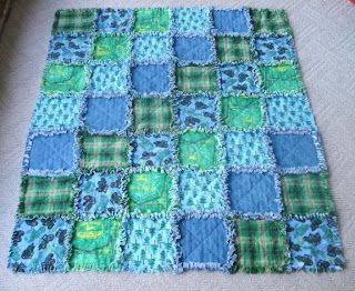 Rag Quilt Instructions, Rag Quilting, Flannel Rag Quilts, Rag Quilt Tutorial, Rag Quilt Patterns, Baby Rag Quilts, Rag Quilts, Trendy Sewing, Costura Diy