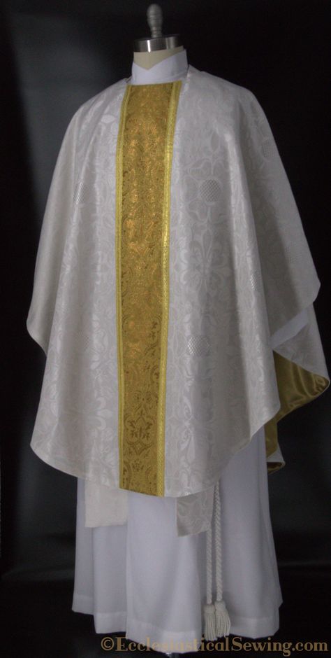 Luxury Gold Traditional Chasuble, Luxury Gold Ceremonial Chasuble, Priest Robes, Luther Rose, Cross Applique, Christian Holidays, Church Attire, Night Club Outfits, Wedding Robe