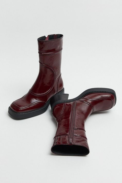 Winter Boots 2024, Winter Shoes 2024, Miista Boots, Burgundy Ankle Boots, Shoes For Winter, Miista Shoes, Stylish Winter Boots, Burgundy Boots Ankle, Double Black