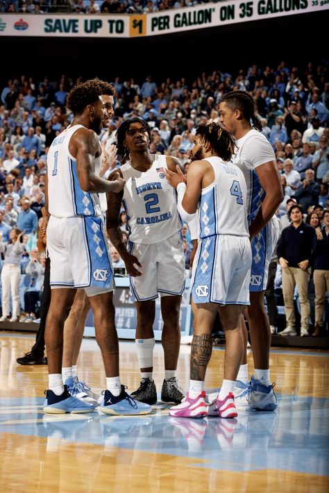 North Carolina Basketball, Tar Heels Basketball, Tarheels Basketball, Carolina Tarheels, Unc Basketball, Nba Pictures, North Carolina Tar Heels, Tar Heels, Sports Photos