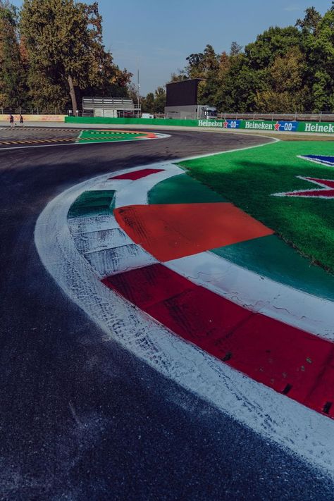 Italian Grand Prix, Racing Circuit, F1 Racing, Race Track, Baseball Field, Exhibition Design, Italy Travel, Red Bull, Travel Dreams