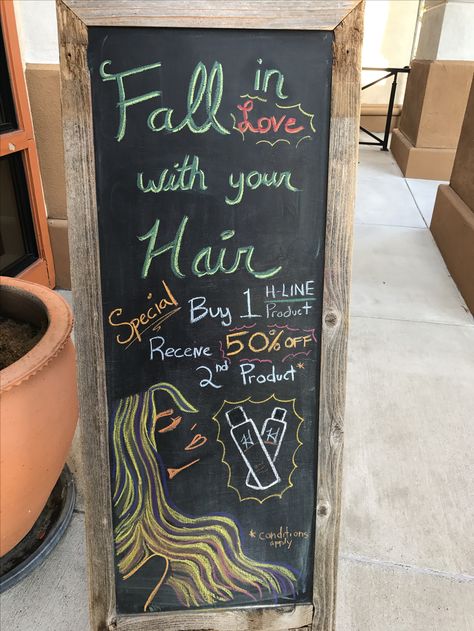 Chalkboard sign art thanksgiving hair salon Turkey Chalkboard, Salon Window Display, Salon Decor Studio, Summer Chalkboard, Painted Window Art, Turkey Ideas, Chalkboard Wall Art, Happy Thanksgiving Images, Thanksgiving Hair