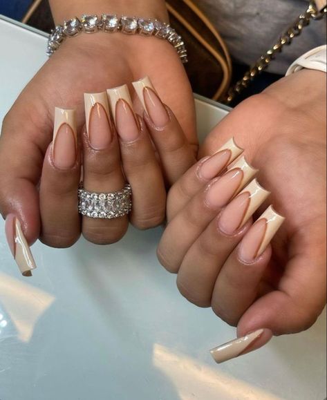 Simple Thanksgiving Nails Square, Thanksgiving Nails Simple, Brown Acrylic Nails, Claw Nails, Colored Acrylic Nails, Girly Acrylic Nails, French Tip Acrylic Nails, Casual Nails, Dope Nail Designs