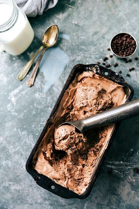 Brownie Batter Ice Cream, Brownie Batter Cheesecake, Hot Chocolate Ice Cream, Paleo Mexican, Brownie Ice Cream, The Recipe Critic, Cheesecake Ice Cream, Chocolate Fudge Brownies, Recipe Critic