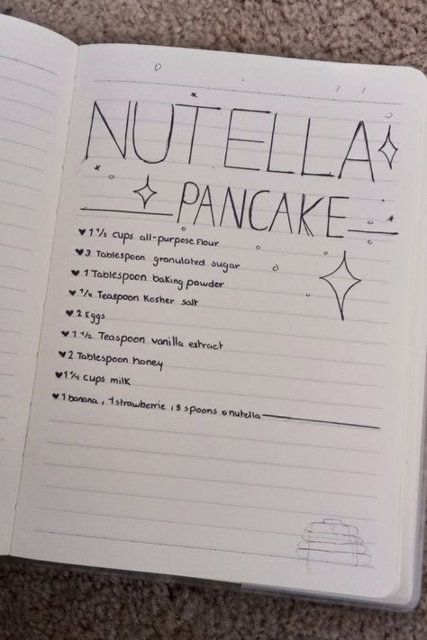 Nutella pancake recipe easy fast food filling aesthetic Pancake Recipe Aesthetic, Nutella Pancakes Recipe, Pancake Recepie, How To Do Pancakes, Pancake Nutella, Pancake Aesthetic, Pancake Drawing, Pancakes Aesthetic, Nutella Pancakes